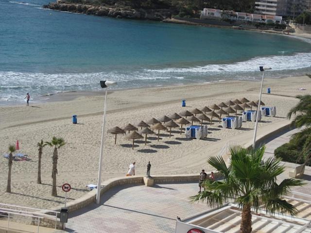 Medi Playa Primera Linea Con Piscina Calpe Luaran gambar