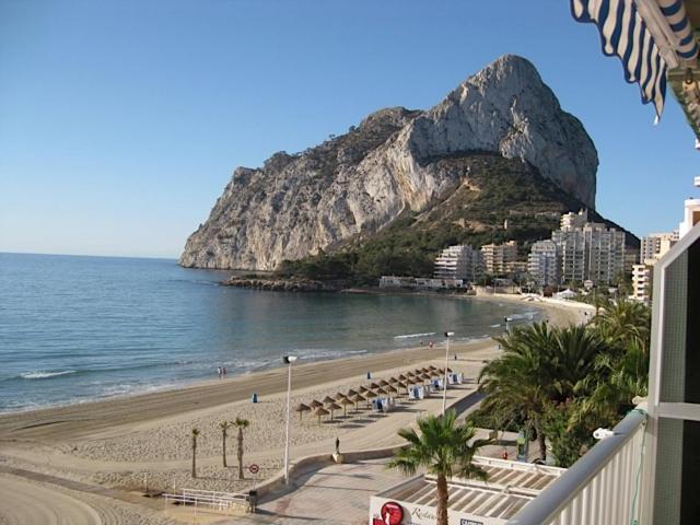 Medi Playa Primera Linea Con Piscina Calpe Luaran gambar